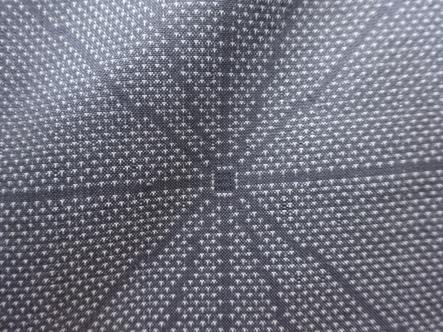 アンティーク　麻の葉模様織り出し本場大島紬着物(7マルキ)